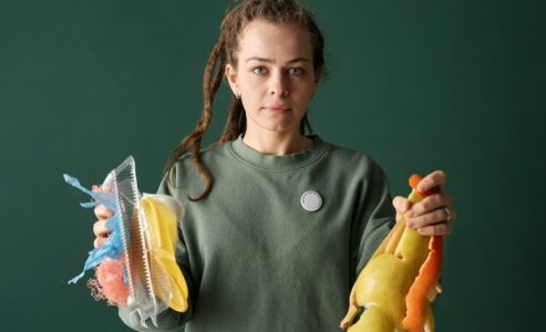 ways to reduce landfill waste - Try to Avoid Single-Use Items Foods