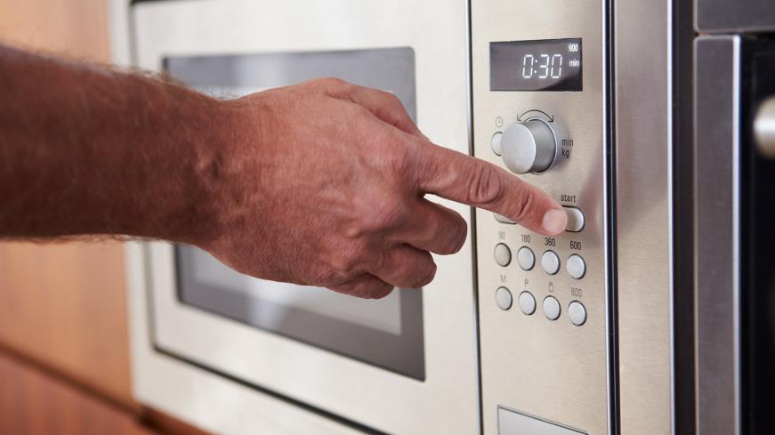 4 Ways To Dispose Of Your Old Microwave Oven